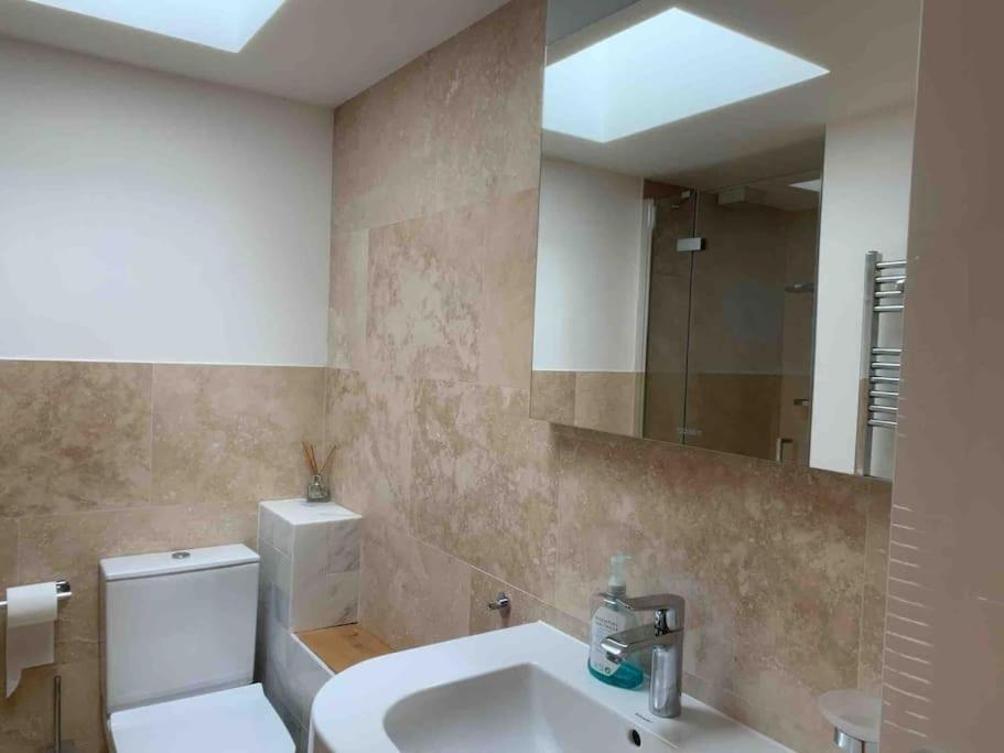 Luxury 3-Bedroom Townhouse In Hackney Londyn Zewnętrze zdjęcie